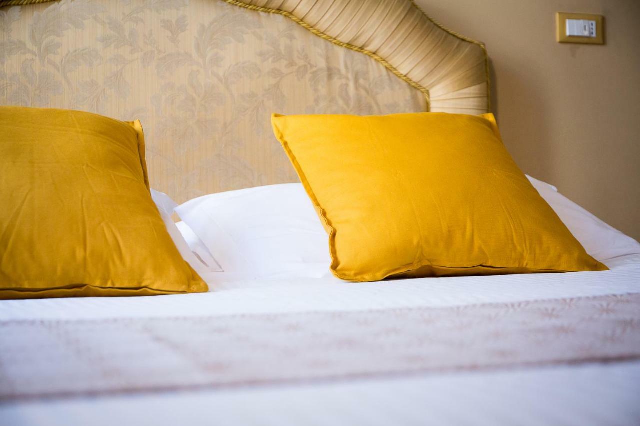 Nerva Accomodation Cavour Rome Exterior photo